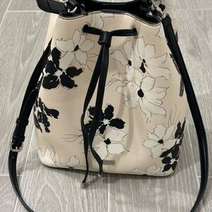 Chaps Black and Cream Floral Shoulder Bag
